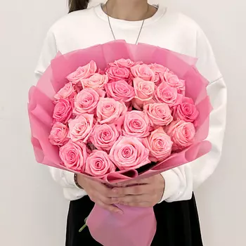 ЛЭТУАЛЬ FLOWERS Букет из розовых роз 25 шт