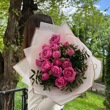 MADE KRIS Букет пионовидных роз "Мисти Баблс XS"