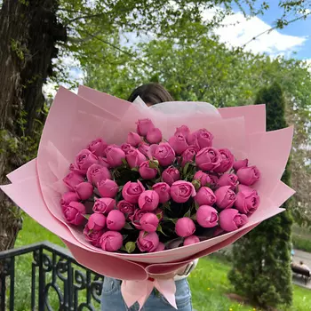 MADE KRIS Букет пионовидных роз "Мисти Баблс M"