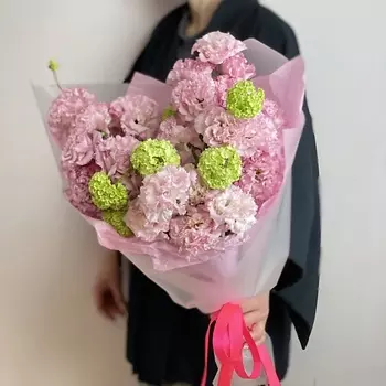 MARIMAY Нежный букет «Зефир с Лаймом» с розовой эустомой и зелёным вибурнумом