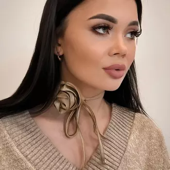 NATA KIKOT Чокер на шею роза