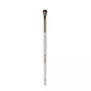 OH MY BRUSH Кисть для нанесения и растушевки теней овально-плоская Eye Definer 233 таклон
