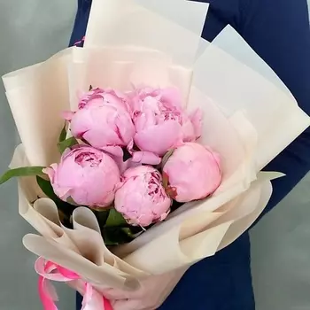 ПЯТЬ ЦВЕТОВ Букет из 5 розовых пионов