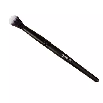 QUEEN FAIR Кисть для макияжа «Premium Brush»