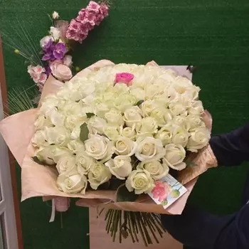 РОЗЫ УРАЛА 100 и 1 роза