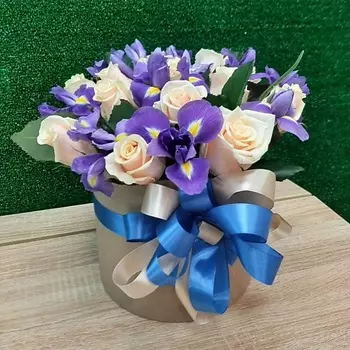 РОЗЫ УРАЛА Коробочка роз и ирисов "Альпийский луг"