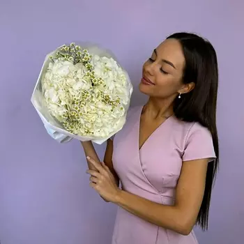 САДЫ ЛЮБВИ ТОП Букет Ванильный пломбир, белая гортензия трио с нежной ромашкой