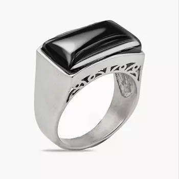 SHINE & BEAUTY Перстень из титановой стали с цирконом