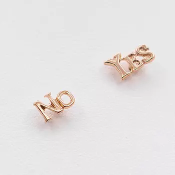 SHINE & BEAUTY Серьги-гвоздики покрытые золотом