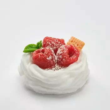 SKUINA Мыло ручной работы десерт Павловой с малиной 80.0