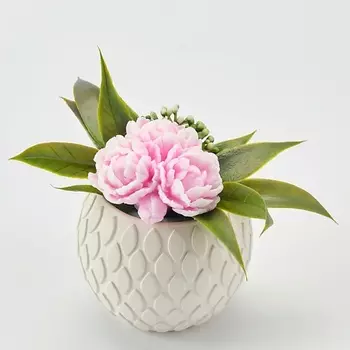 SKUINA Мыло ручной работы Кашпо с розовыми махровыми пионами 200.0