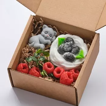 SKUINA Мыло ручной работы Котик, малина и пирожное 125.0