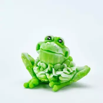 SKUINA Мыло ручной работы Лягушка с цветами 65.0