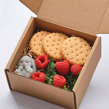 SKUINA Мыло ручной работы Печенье, малина и зайчик 105.0