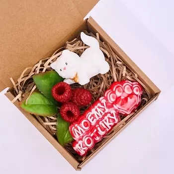 SKUINA Мыло ручной работы зайчик и малина 100.0