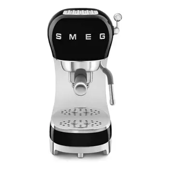 SMEG Эспрессо кофеварка ECF02