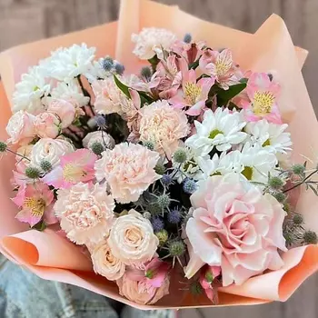 SORRYCH Букет с эрингиумом