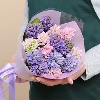 STUDIO FLORISTIC Букет Гиацинтов «Аромат мечты»
