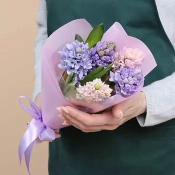 STUDIO FLORISTIC Букет Гиацинтов «Туманное утро»