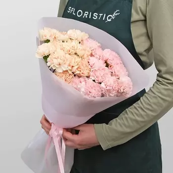 STUDIO FLORISTIC Букет из Гвоздики «Облака Любви»