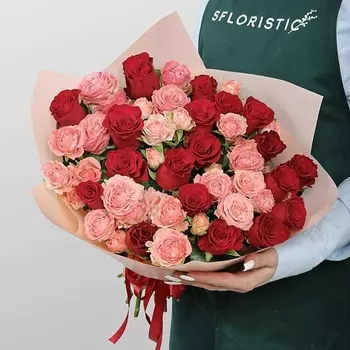 STUDIO FLORISTIC Букет из Роз «Огни заката»