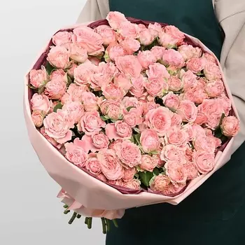 STUDIO FLORISTIC Букет кустовых Роз «Шарм Бомбастик»