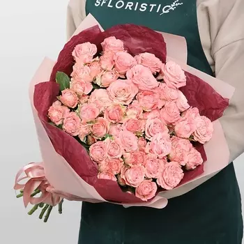 STUDIO FLORISTIC Букет кустовых Роз «Тепло рассвета»