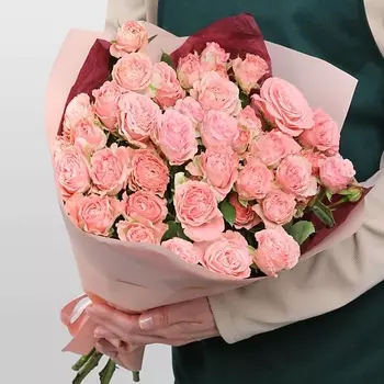 STUDIO FLORISTIC Букет кустовых Роз «Тонкий аромат»