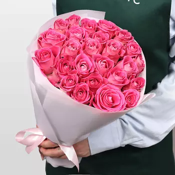 STUDIO FLORISTIC Роза Кения розовая 25шт 40 см