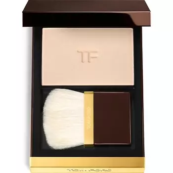 TOM FORD Пудра для придания сияния Translucent Finishing Powder