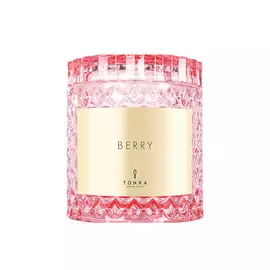 TONKA PERFUMES MOSCOW Ароматическая свеча «BERRY» 220.0