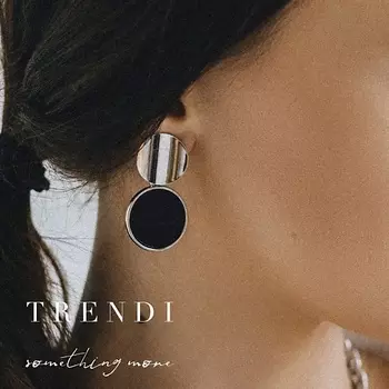 TRENDI Серьги медальон графит под золото