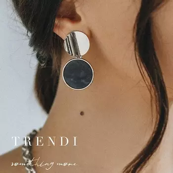 TRENDI Серьги медальон графит под золото