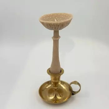 UNIFICATION LOVE Свеча "Гриб Мухомор перезрелый" цвета охра 1.0