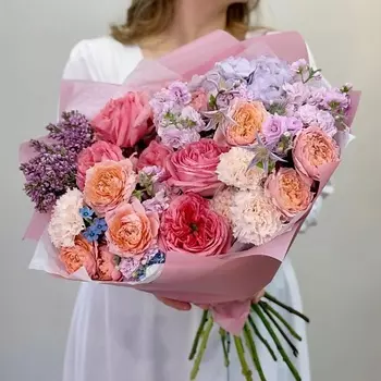 VERB’A Авторский букет: гортензия лавандовая, пионовидные розы, сирень, незабудки