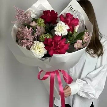 VLSHBN FLOWERS STATE Авторский Весений букет с Розами , альстромерией , гвоздикой , солидаго