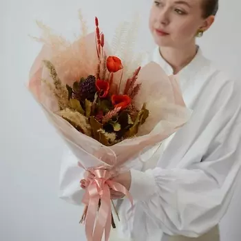 VLSHBN FLOWERS STATE Букет из сухоцветов с нутаном