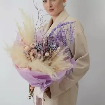 VLSHBN FLOWERS STATE Букет из сухоцветов с коробочками лотоса