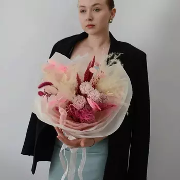 VLSHBN FLOWERS STATE Букет из сухоцветов со стабилизированной гвоздикой