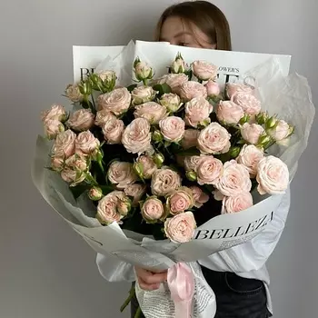 VLSHBN FLOWERS STATE Монобукет из 11 пионовидных кустовых роз