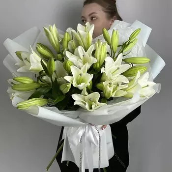 VLSHBN FLOWERS STATE Монобукет из белых лилий