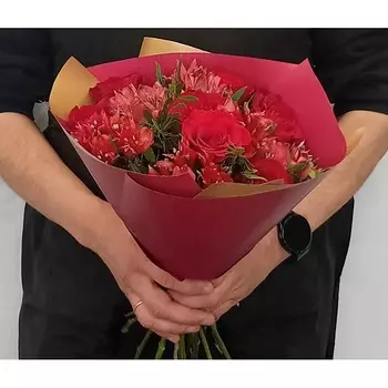 VORNIKOV BOUQUETS Букет с альстромерией Аура