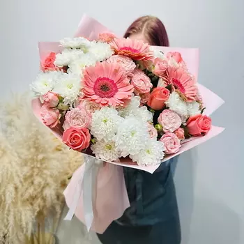 WISTERIA Букет розы, хризантема и герберы