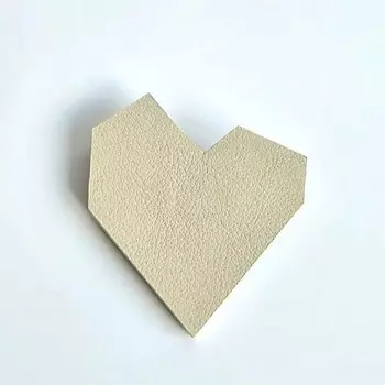 XENIA DUKOVA Брошь сердце