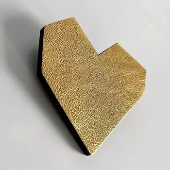 XENIA DUKOVA Брошь золотое сердце