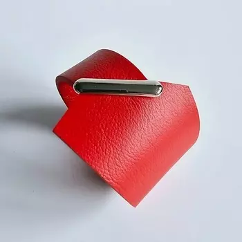 XENIA DUKOVA Кожаный красный браслет