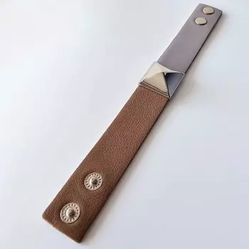 XENIA DUKOVA Кожаный браслет на руку