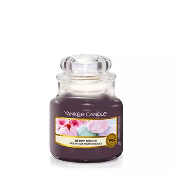 YANKEE CANDLE Ароматическая свеча Berry Mochi