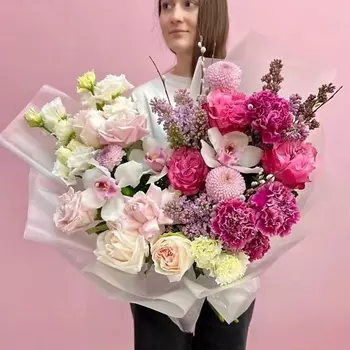 ЗАЦВЕТАЙ. ЦВЕТОЧНЫЙ БУТИК Премиум Букет «цветение вишни» с сиренью и орхидеями