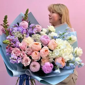 ЗАЦВЕТАЙ. ЦВЕТОЧНЫЙ БУТИК Премиум букет «Парадайз» с пионами и Дэвидом остином